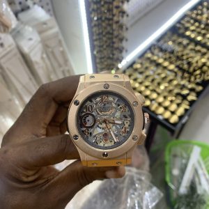 Gold Hublot rubber strap watch