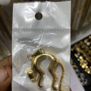 Pendant 10
